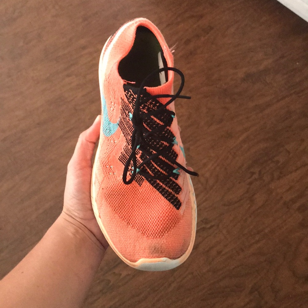 Running shoe - Picture 4 of 5